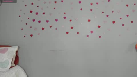 sophie_w1 online show from 05-11-26, 12:22