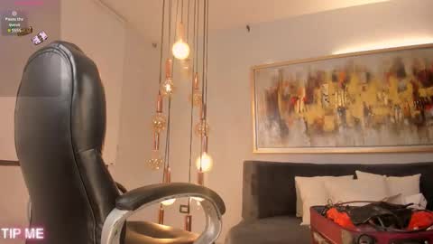 Sophie online show from 03-11-26, 01:22