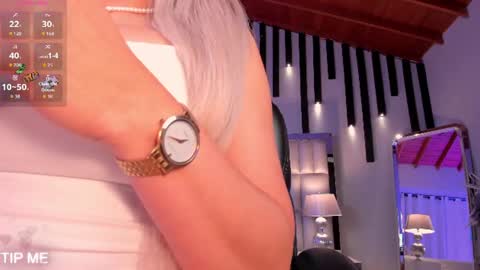 Sophie online show from 06-15-26, 11:40