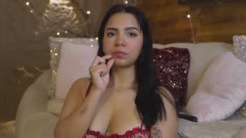  Sophie  online show from 01-14-26, 01:39