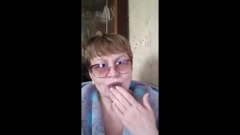 Snapshot of sophieburnsx chatting on 04-21-26, 12:33 SophieBurnsX online show from 04-21-26, 12:33