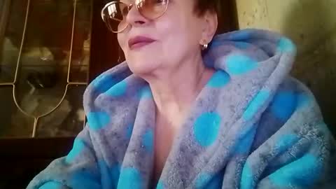 Snapshot of sophieburnsx chatting on 04-30-26, 09:37 SophieBurnsX online show from 04-30-26, 09:37