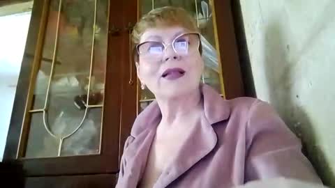 Snapshot of sophieburnsx chatting on 05-20-26, 08:53 SophieBurnsX online show from 05-20-26, 08:53