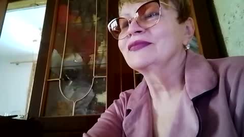 Snapshot of sophieburnsx chatting on 05-28-26, 09:06 SophieBurnsX online show from 05-28-26, 09:06