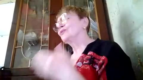 Snapshot of sophieburnsx chatting on 06-07-26, 09:57 SophieBurnsX online show from 06-07-26, 09:57