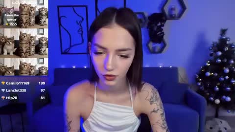 Sophie online show from 12-28-24, 10:14