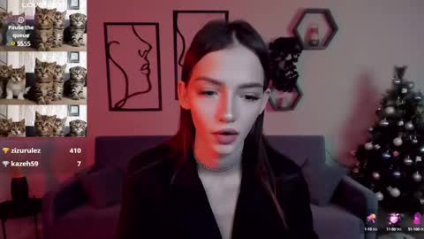Sophie online show from 01-09-25, 06:36