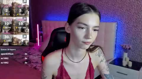 Sophie online show from 02-02-25, 09:19
