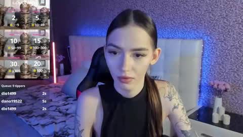 Sophie online show from 02-04-25, 09:49