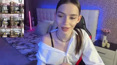 Sophie online show from 02-09-25, 10:20