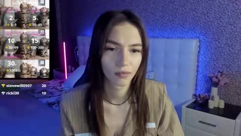 Sophie online show from 02-23-25, 07:11