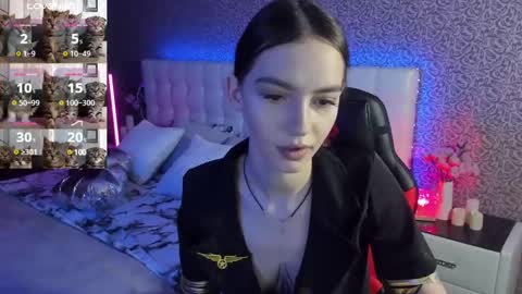 Sophie online show from 03-10-25, 11:42