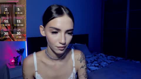 Sophie online show from 09-17-25, 01:29