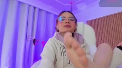   Sophie  IG sophiecherry es   online show from 03-07-25, 05:51