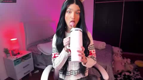    online show from 12-04-25, 08:01