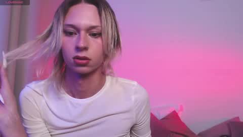 sophiediamond_x online show from 09-30-25, 07:52