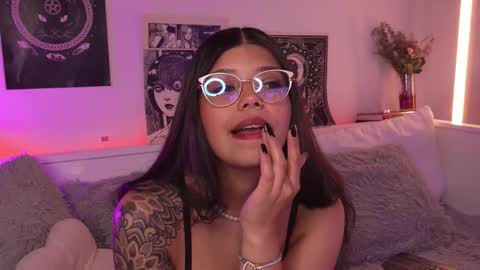 Sophiee  online show from 03-20-26, 05:01