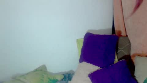 sophiehillsxo online show from 12-18-24, 09:47