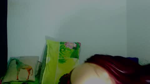 sophiehillsxo online show from 09-17-25, 03:08