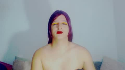 Snapshot of sophiehillsxo chatting on 03-26-26, 03:34 sophiehillsxo online show from 03-26-26, 03:34