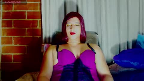 sophiehillsxo online show from 08-07-26, 12:12