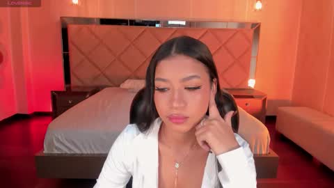 Sophie Houston online show from 03-03-26, 04:07