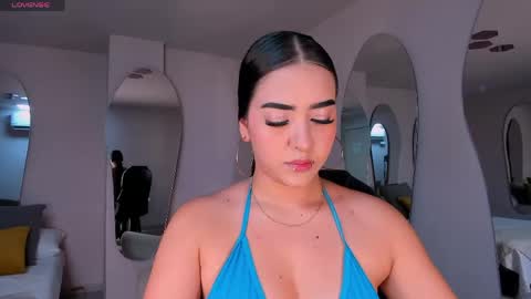 Snapshot of sophielanne chatting on 03-22-26, 11:08 Sophie online show from 03-22-26, 11:08