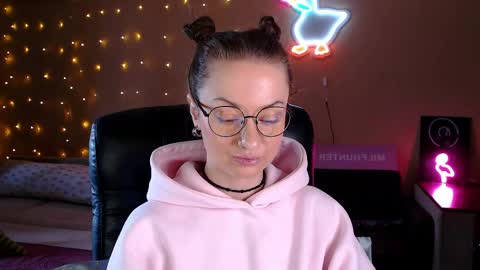 sophieleroux online show from 05-06-26, 10:53