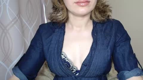 Sophiemisss online show from 09-10-25, 06:57