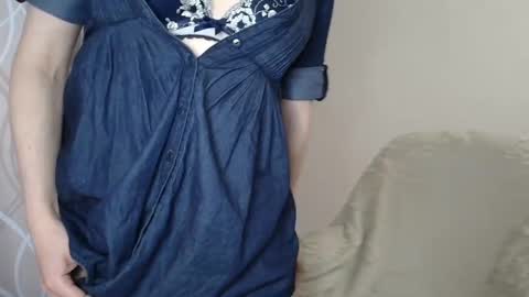 Sophiemisss online show from 10-05-25, 09:29