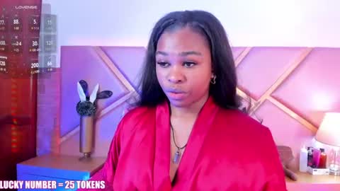 Sophie online show from 06-17-26, 12:29