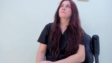 sophieturner_mg online show from 06-24-26, 07:13