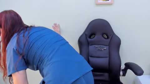 sophieturner_mg online show from 06-25-26, 07:18