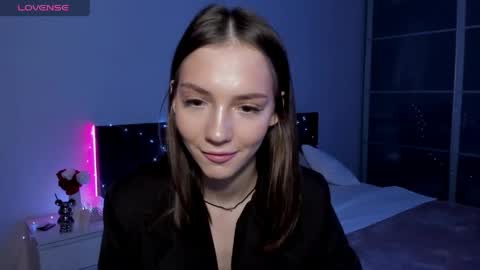sophiewildcat online show from 05-03-26, 12:44
