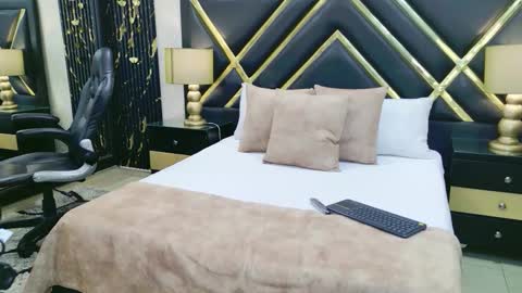 SophieWinslow online show from 03-17-26, 01:47