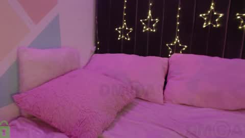 Sophia this is not my real name online show from 01-14-25, 02:08