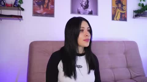 Sophiie online show from 11-20-25, 11:43