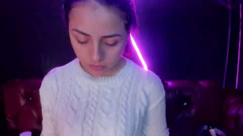 SOPHY ROGERS online show from 12-21-24, 12:27