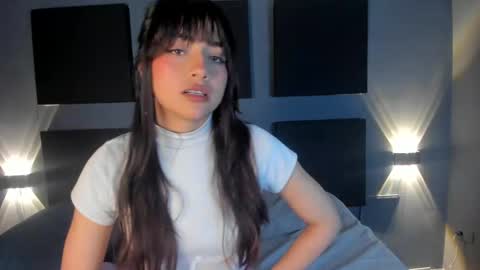 SOPHY ROGERS online show from 01-17-25, 02:39