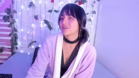 SOPHY ROGERS online show from 01-31-25, 11:46