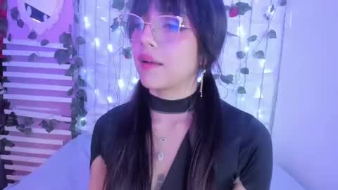 SOPHY ROGERS online show from 01-31-25, 06:03