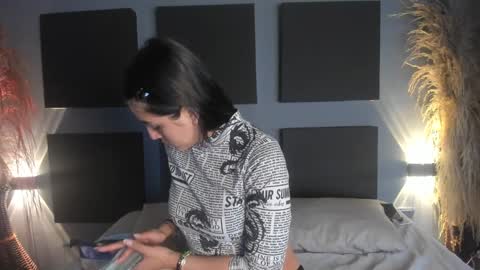 SOPHY ROGERS online show from 02-06-25, 11:54