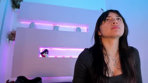 SOPHY ROGERS online show from 02-18-25, 11:44