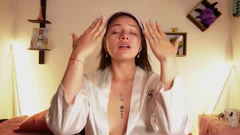 SOPHY ROGERS online show from 10-22-25, 11:32