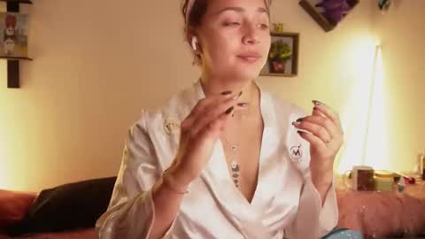 SOPHY ROGERS online show from 11-01-25, 11:56