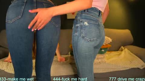 Snapshot of sophydiva chatting on 04-20-26, 05:21 Sophydiva online show from 04-20-26, 05:21