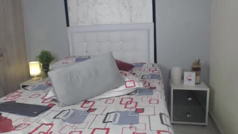 Sofia  online show from 01-29-25, 07:15