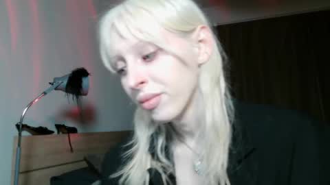 sora999999999 online show from 04-12-26, 07:30