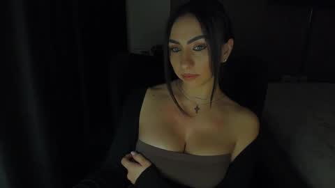 Soraya online show from 03-20-26, 01:21