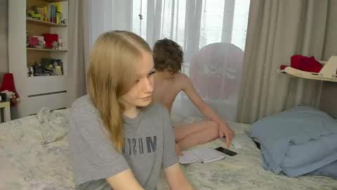 Snapshot of sosaguillypleasure chatting on 04-13-26, 10:32 sosaguillypleasure online show from 04-13-26, 10:32